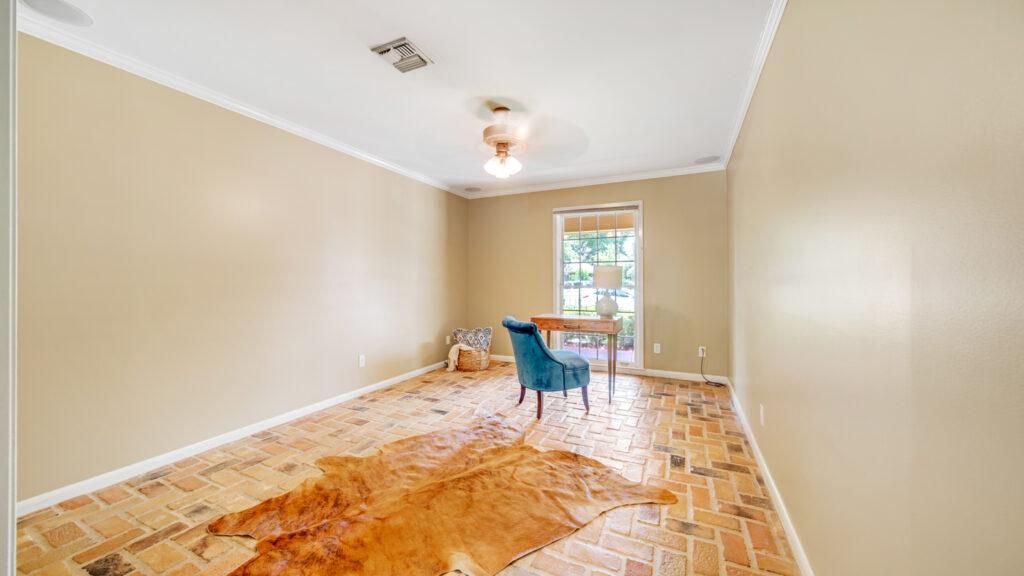 108 hampton rd